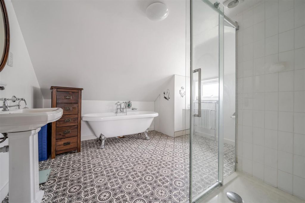 Property photo 3 of 15 1394706-6-695d0784A31Df.Jpg