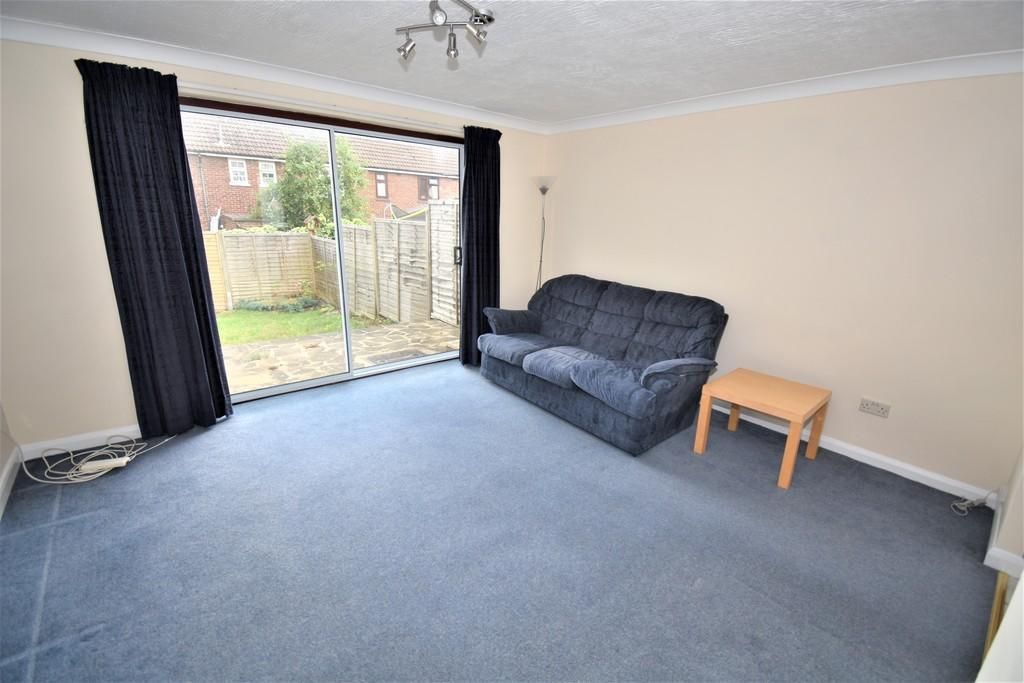 Property photo 3 of 12