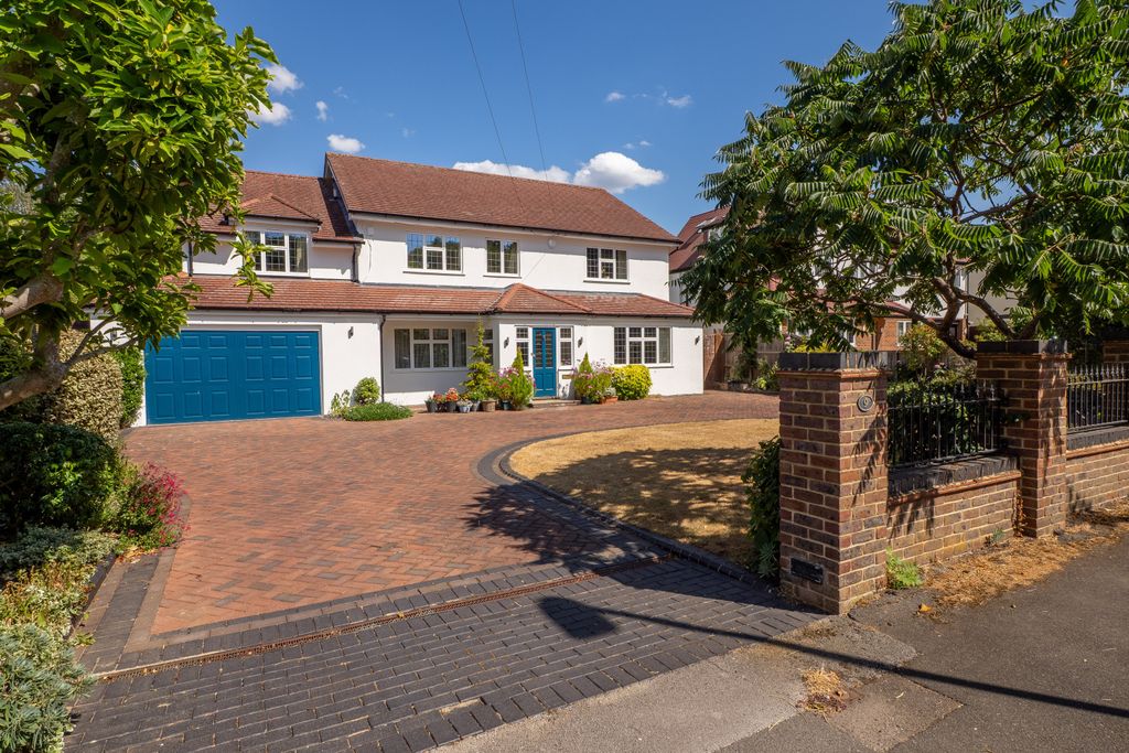 Property photo 1 of 44 Picture No. 03