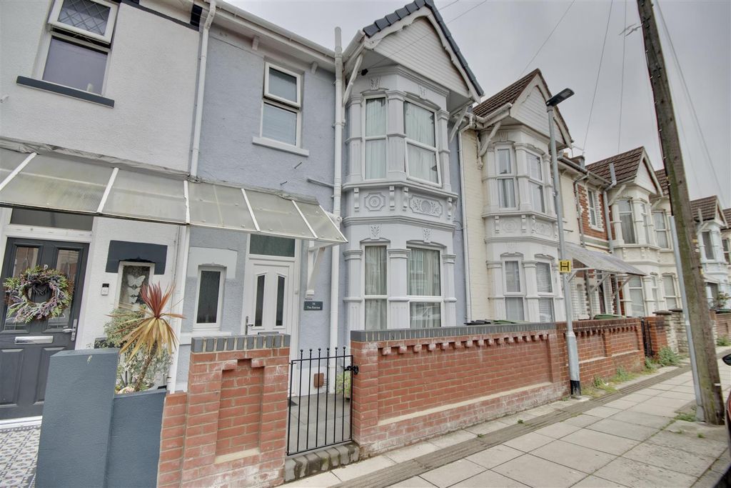 Property photo 1 of 15 72C62A69-1A00-44B8-833C-08Bfc0EE568B_1_201_A.Jpeg