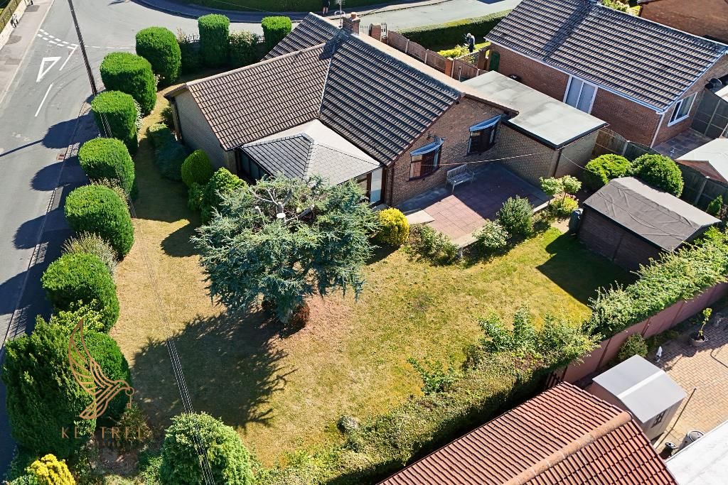Property photo 1 of 28 32.Png