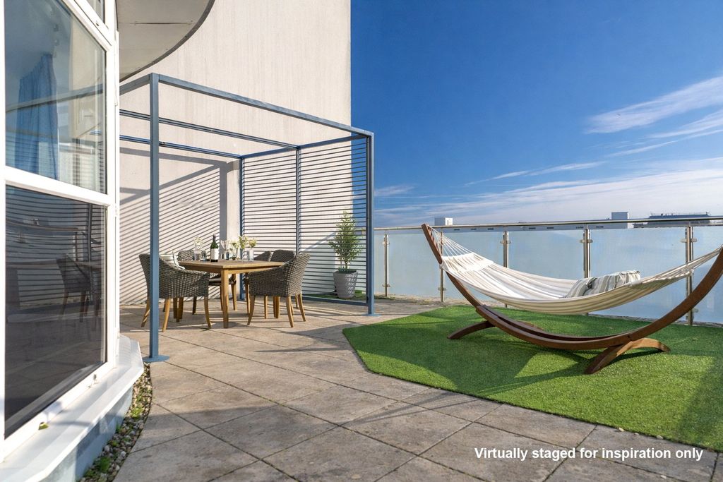 Property photo 3 of 26 Picture No. 33