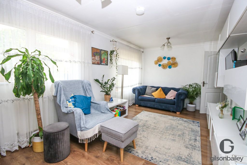 Property photo 2 of 12 Img_8878-2