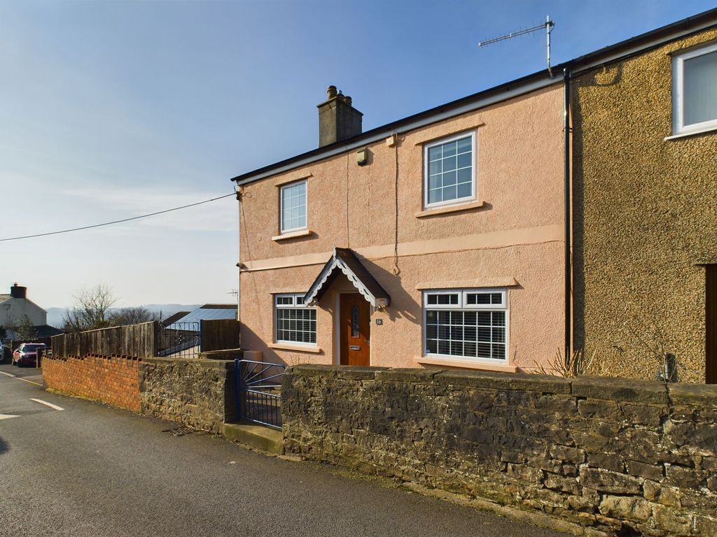 Property photo 1 of 25