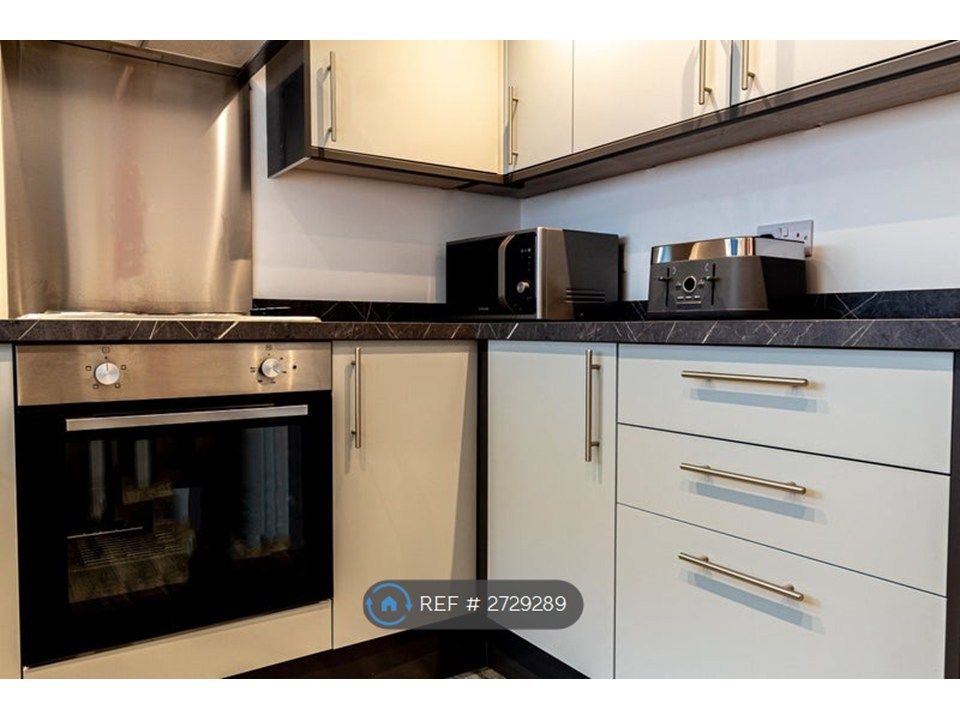 Property photo 3 of 5 Shared Kitchen