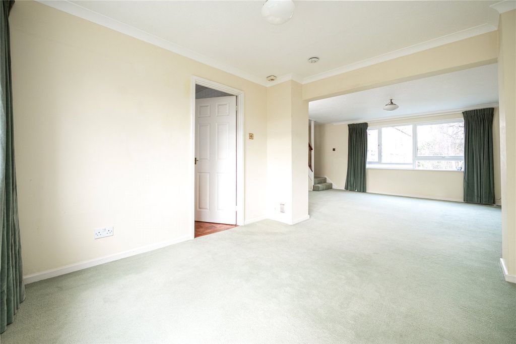 Property photo 2 of 17 Picture No. 20