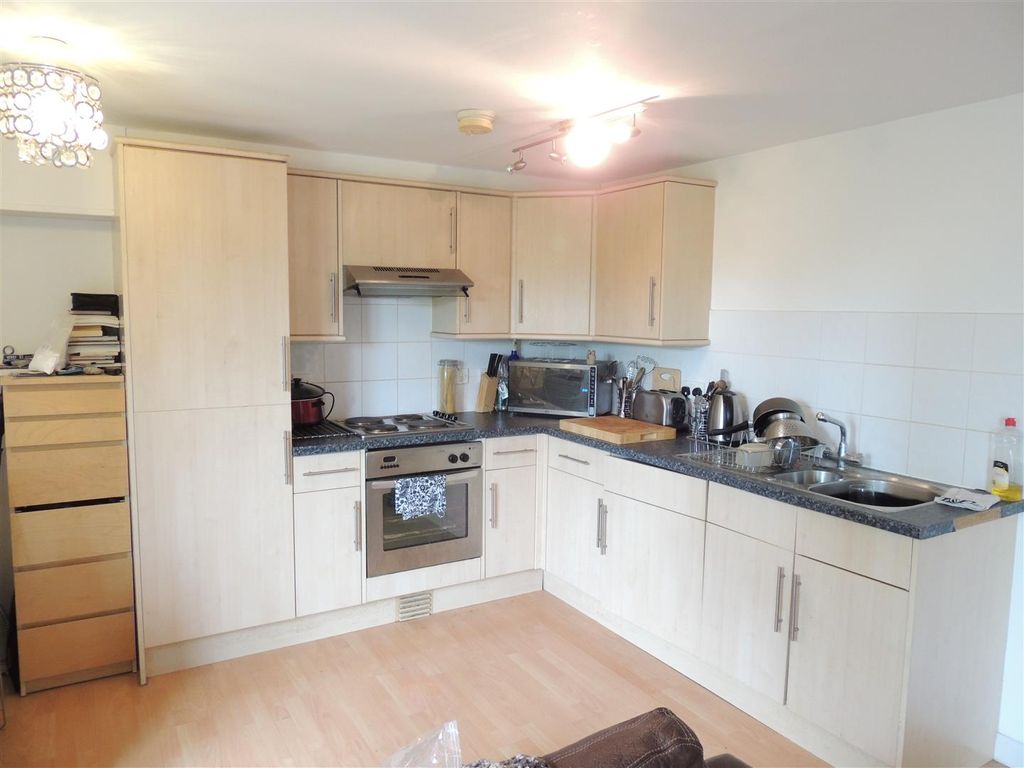 Property photo 3 of 5 Kitchen/Lounge/Diner