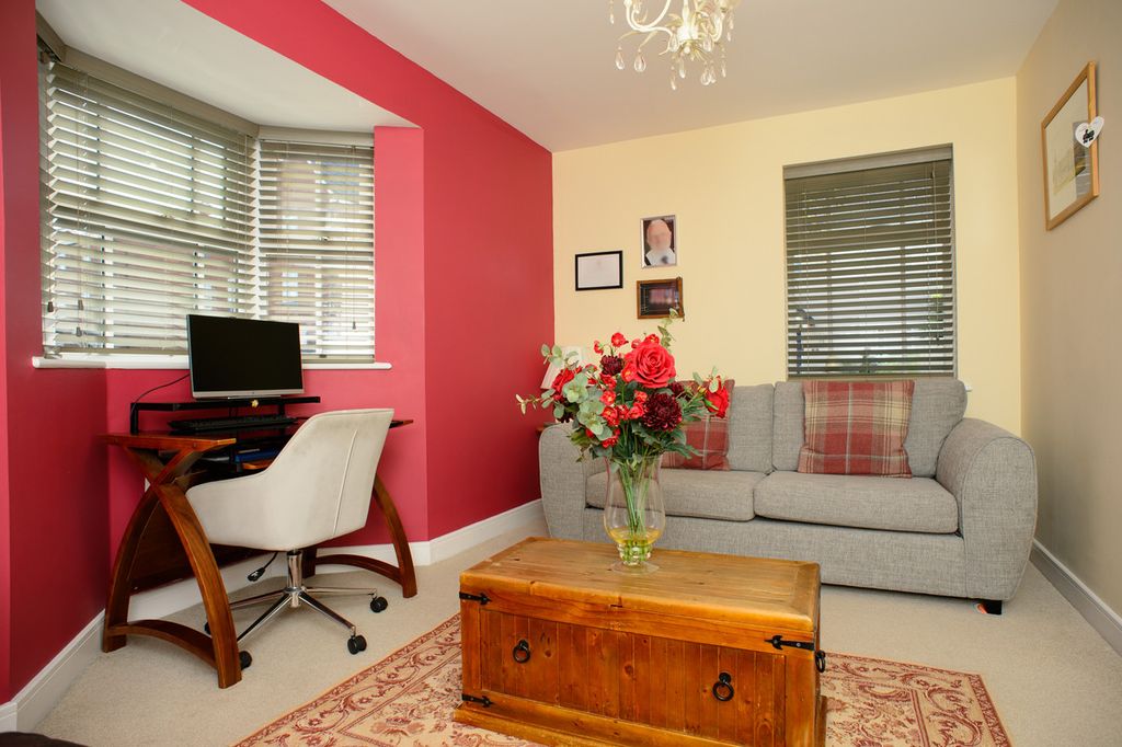 Property photo 2 of 26