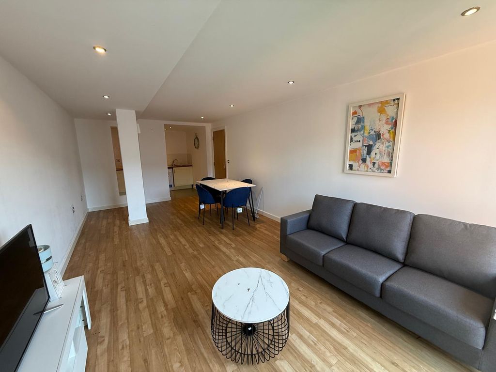 Property photo 3 of 22