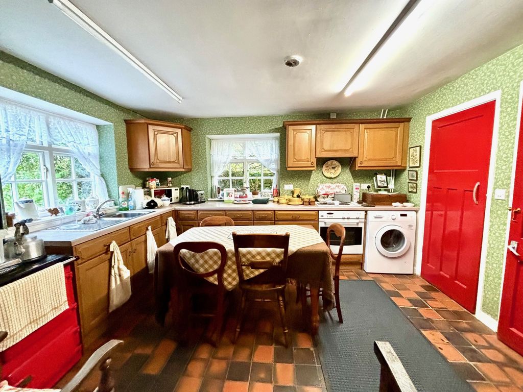 Property photo 3 of 15