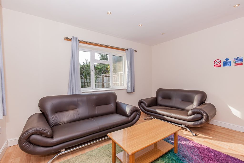 Property photo 3 of 12 142141