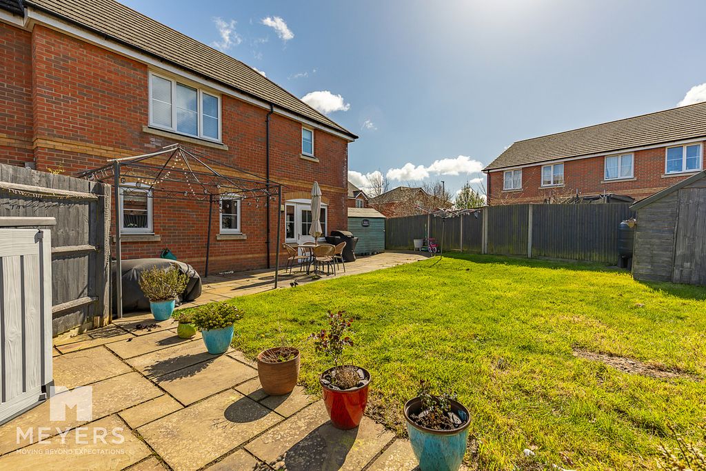 Property photo 3 of 14