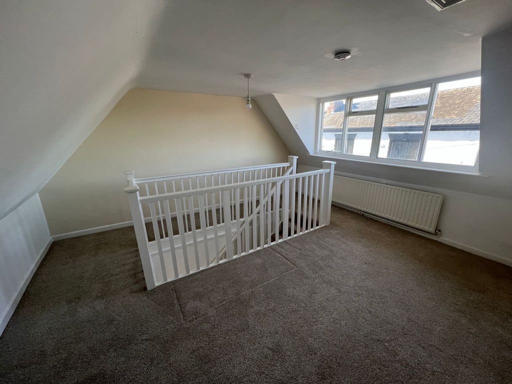 Property photo 3 of 8 Property