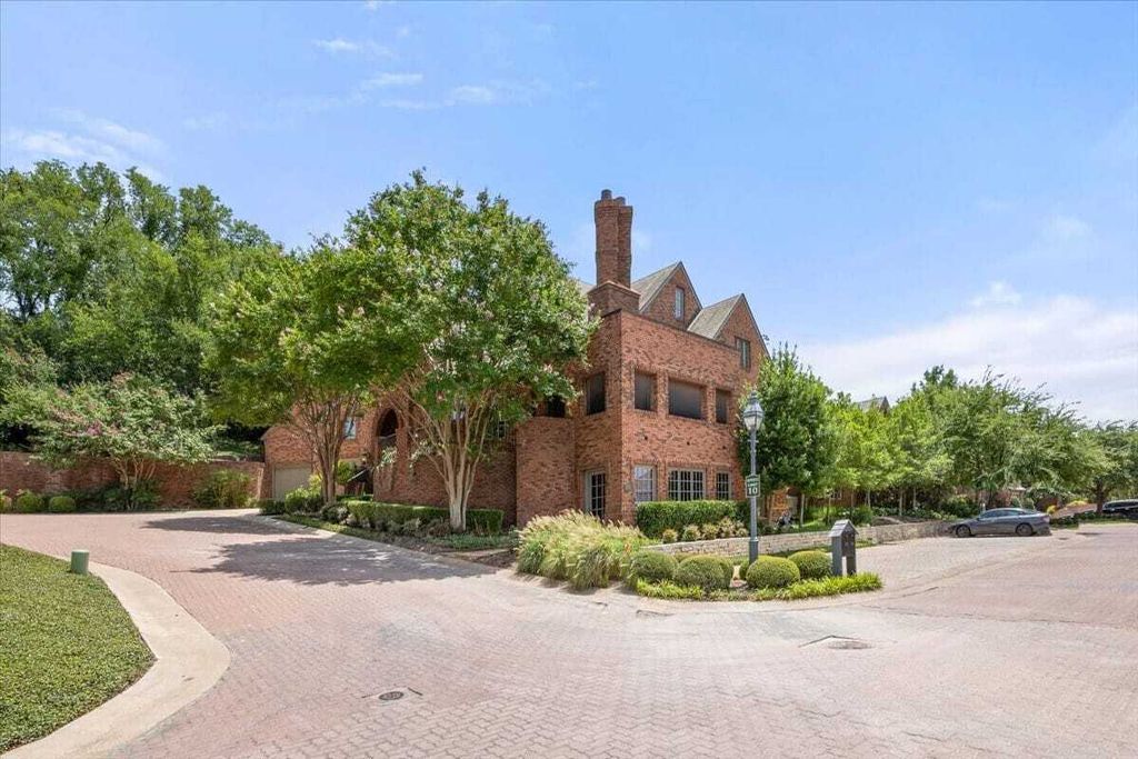 Property photo 3 of 31 <Alttext/>