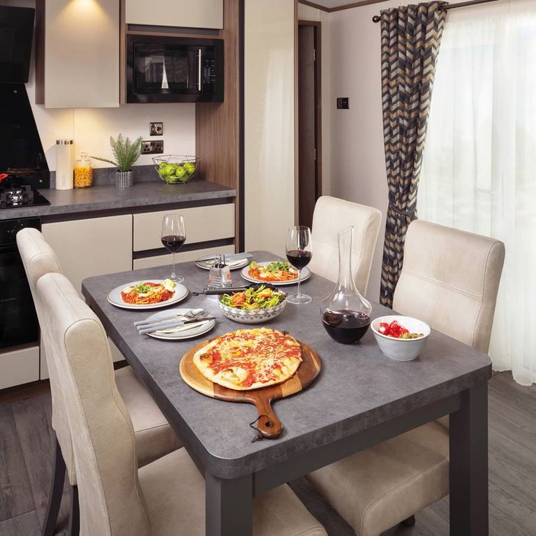 Property photo 3 of 6 3A31E624 4Bbf 5d0c 4984 36Fed6ba2F0F.Gallery.Jpg