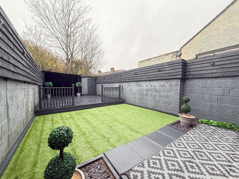 Property photo 3 of 15 Photo 10