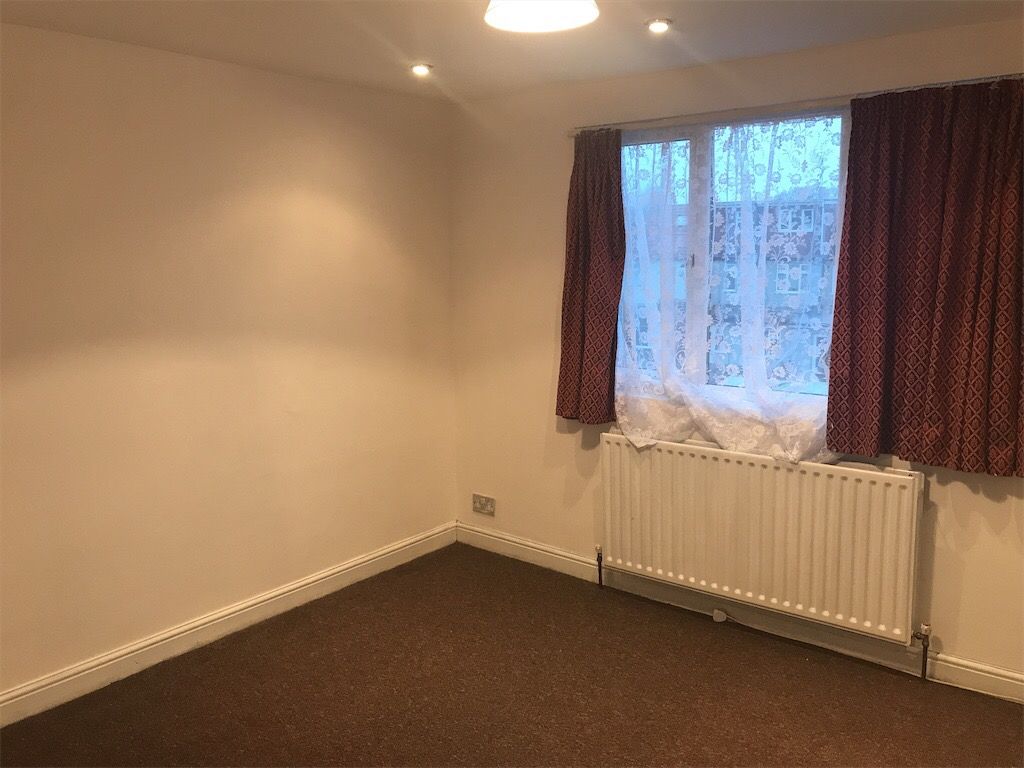 Property photo 1 of 4 Img_2607