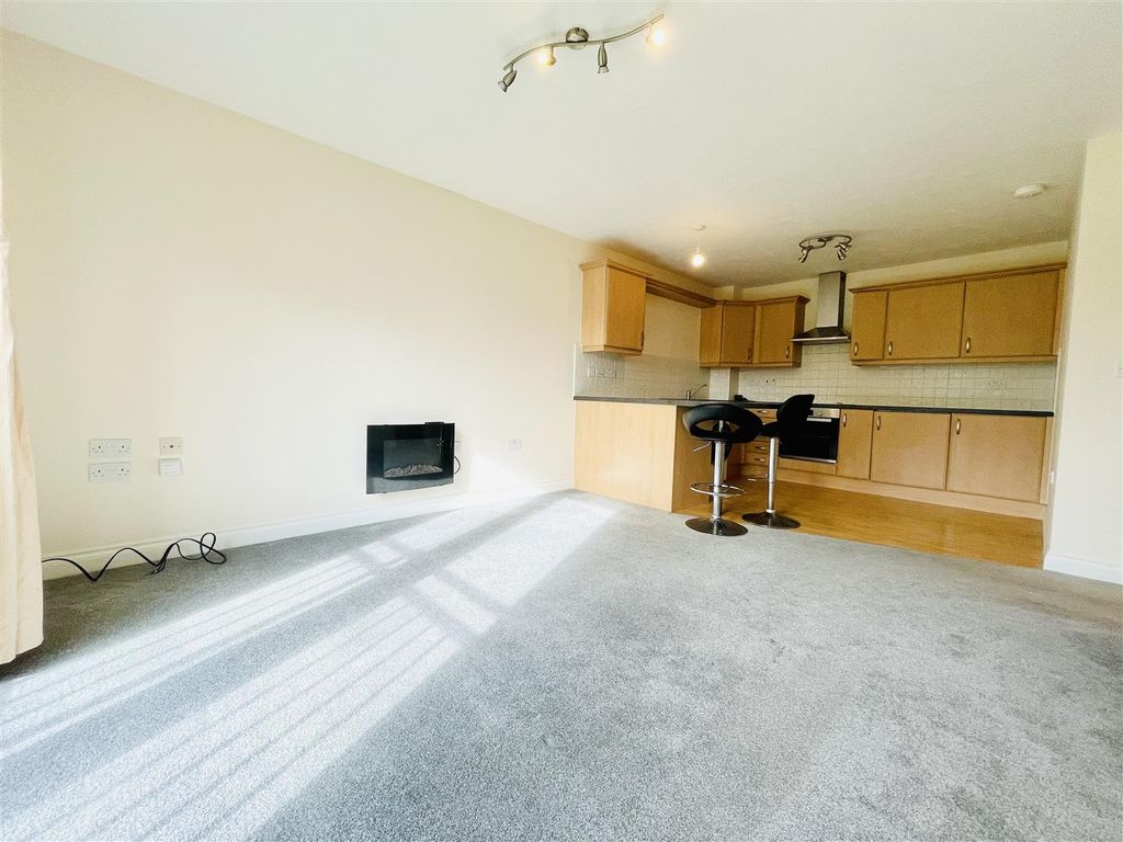 Property photo 2 of 10 Img_0893.Jpeg