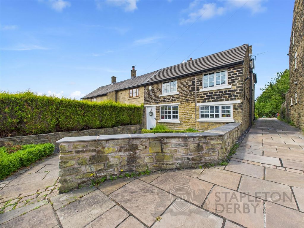 Property photo 1 of 41 Cam04709G0-Pr0179-Still015.Jpg