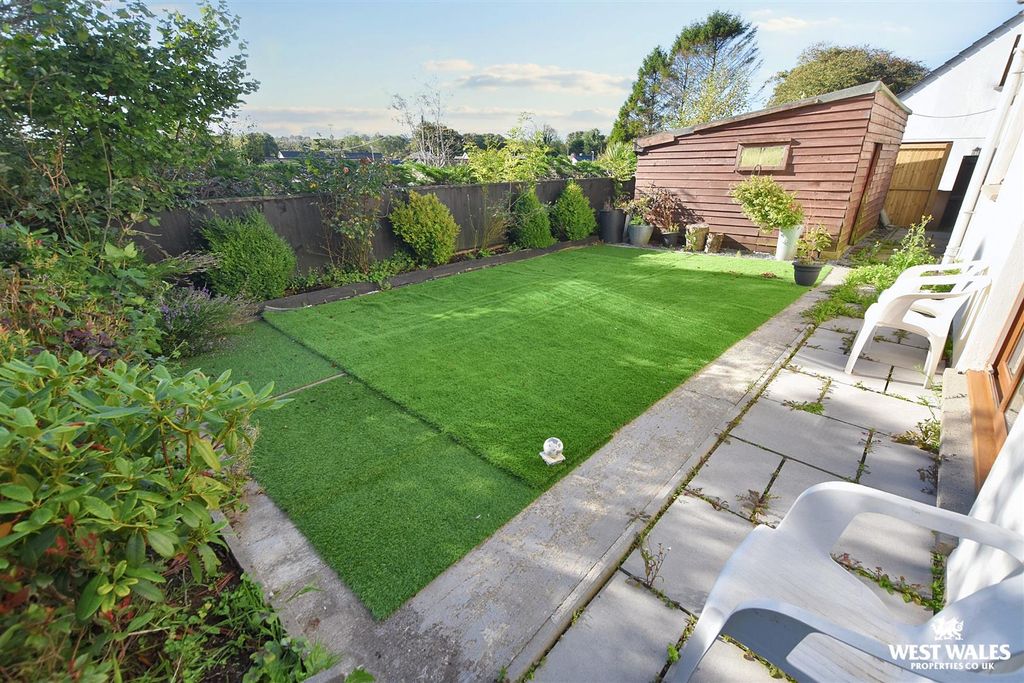 Property photo 2 of 21 18 (60).Jpg