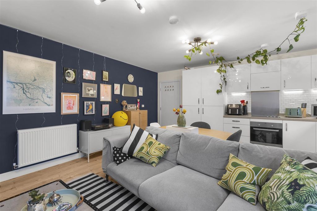 Property photo 2 of 17 Dsc05952.Jpg