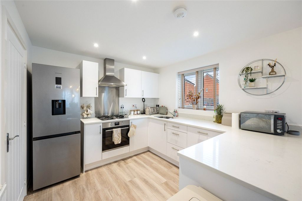 Property photo 3 of 20 Picture No. 16