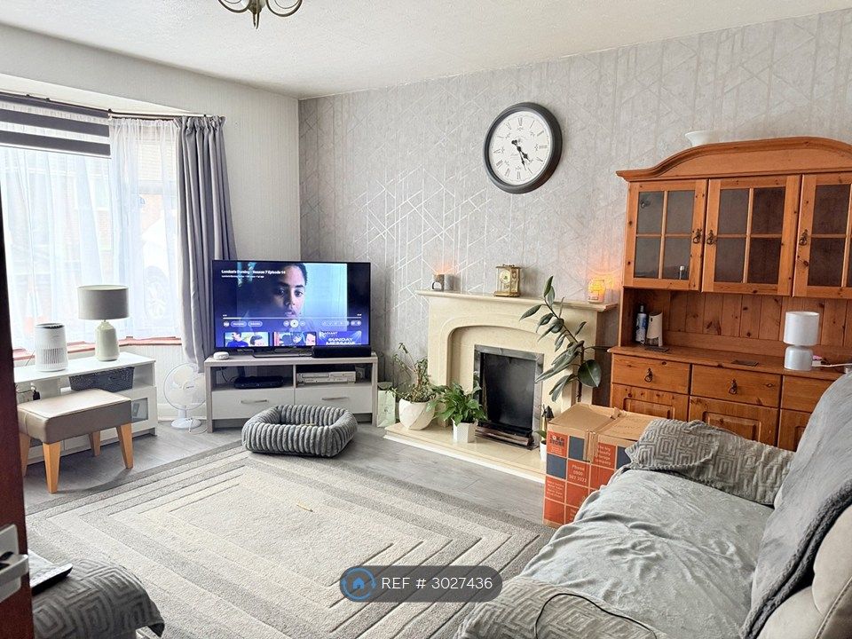 Property photo 1 of 35