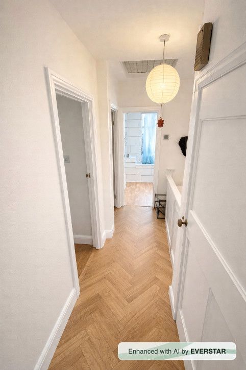 Property photo 2 of 6 Gallery