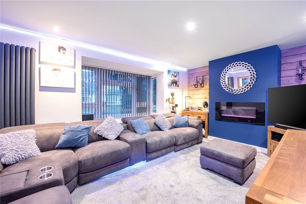 Property photo 2 of 13 Picture No. 03