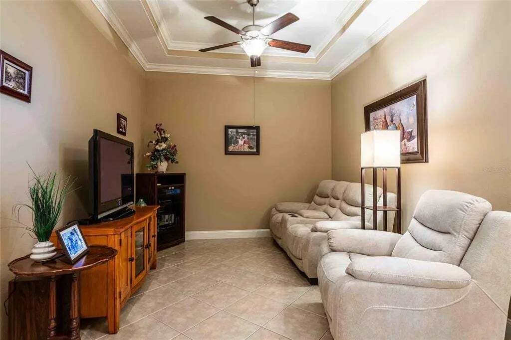 Property photo 3 of 20 <Alttext/>