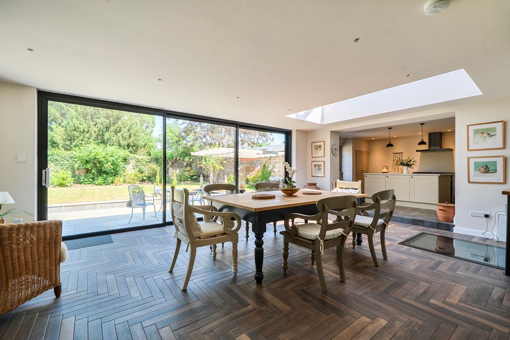 Property photo 3 of 39 Open Plan Kitchen / Dining Room