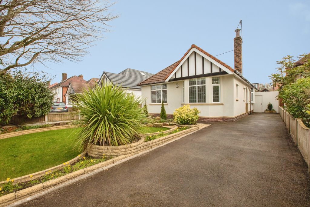 Property photo 1 of 26 Front View