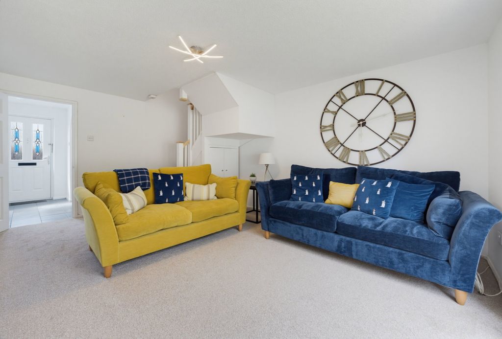Property photo 1 of 35