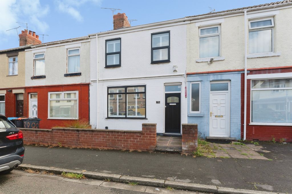 Property photo 1 of 12