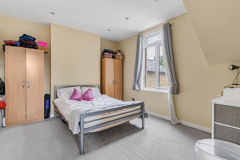 Property photo 3 of 20 12_79545.Jpg