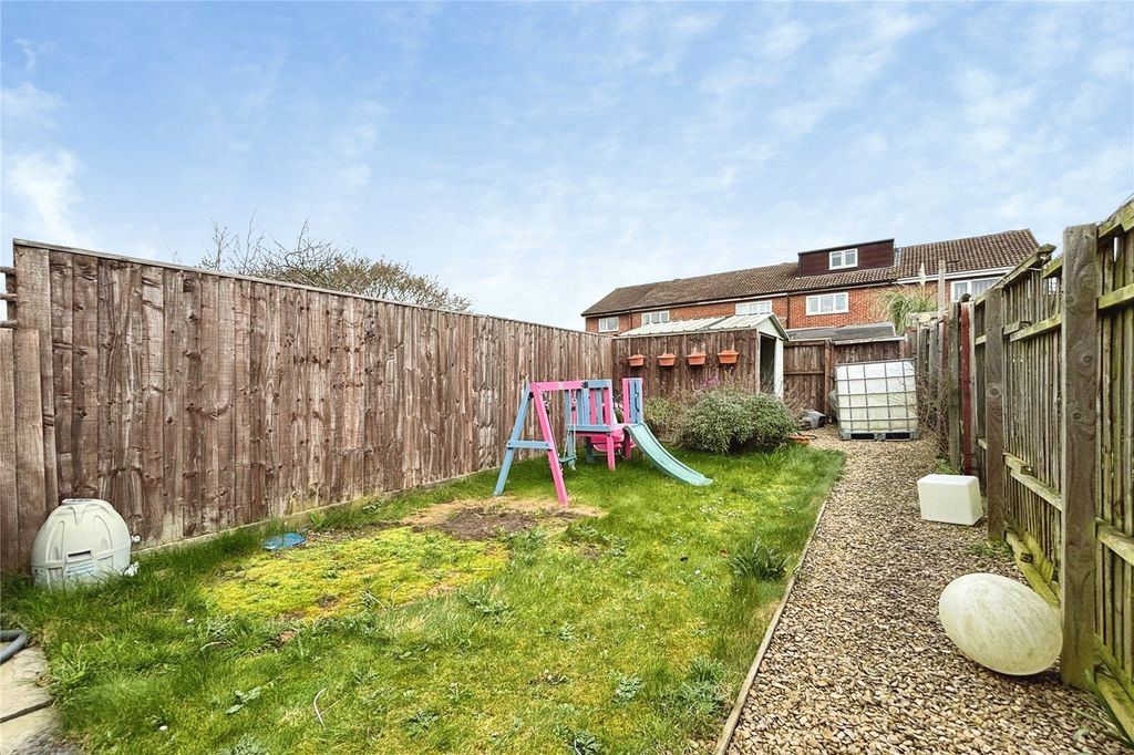 Property photo 2 of 19 Picture No. 24