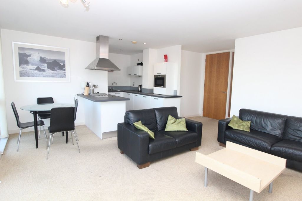 Property photo 1 of 14 Picture No. 04