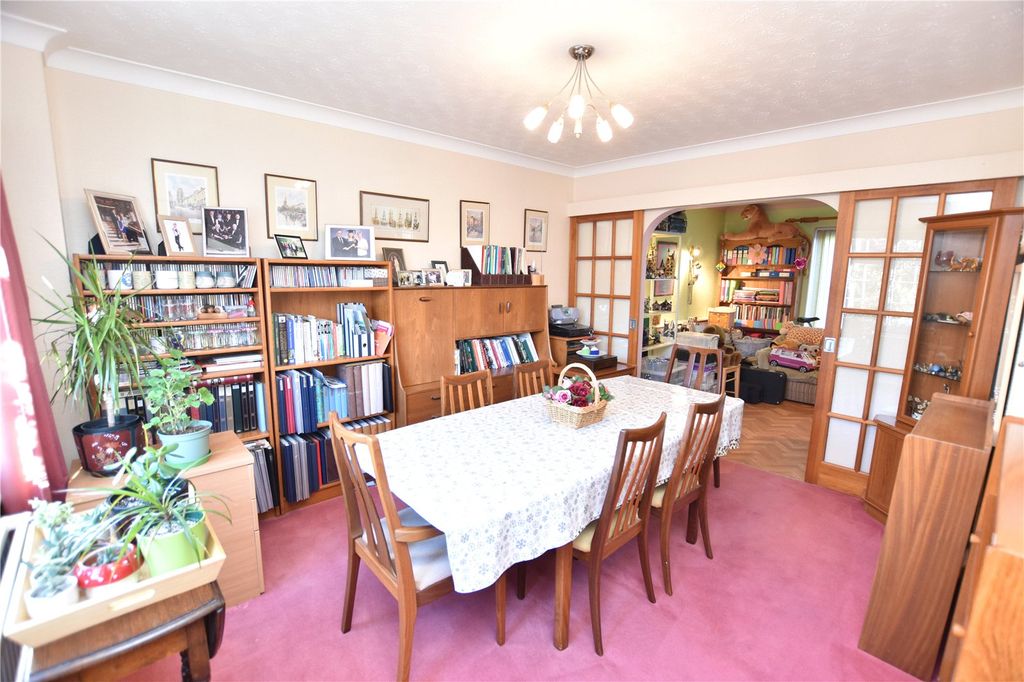 Property photo 3 of 21 Picture No. 05