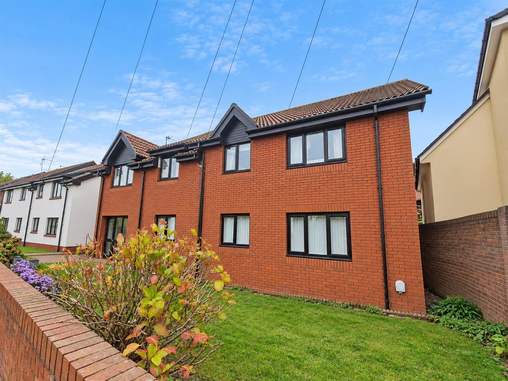 Property photo 1 of 13 6Ef48Db1-04Af-47Fb-A823-F28B8Addfddc.Png
