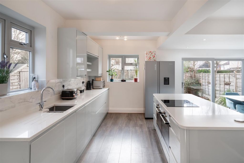 Property photo 2 of 15 _A7R4929-Hdr.Jpg