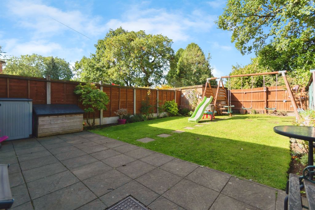 Property photo 2 of 16