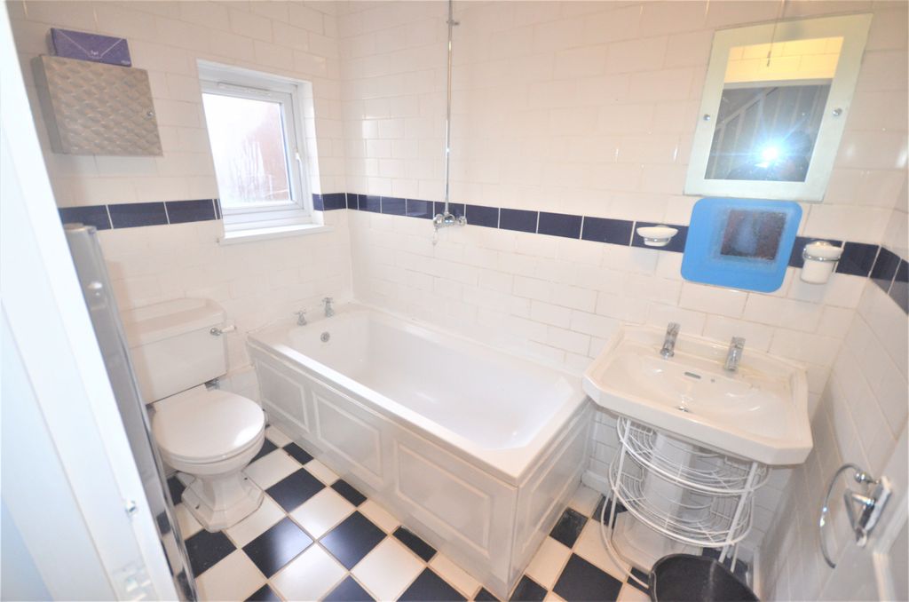 Property photo 2 of 11 Gallery