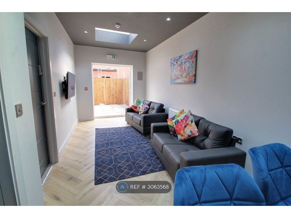 Property photo 3 of 6