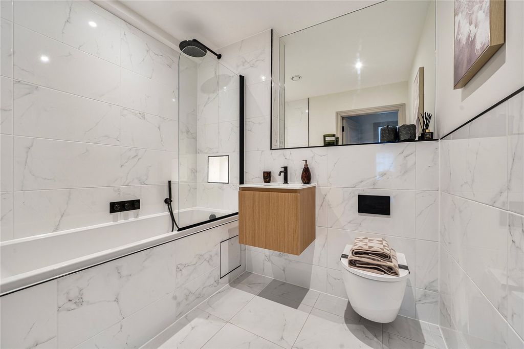 Property photo 3 of 12 Picture No. 12