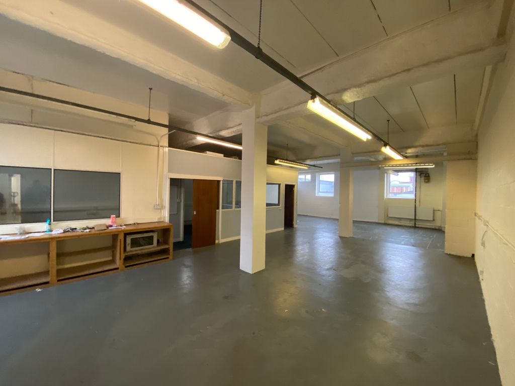 Property photo 1 of 4