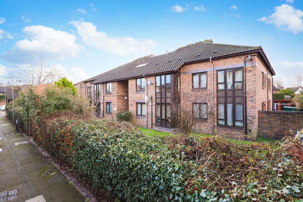 Property photo 1 of 12 Picture No. 16