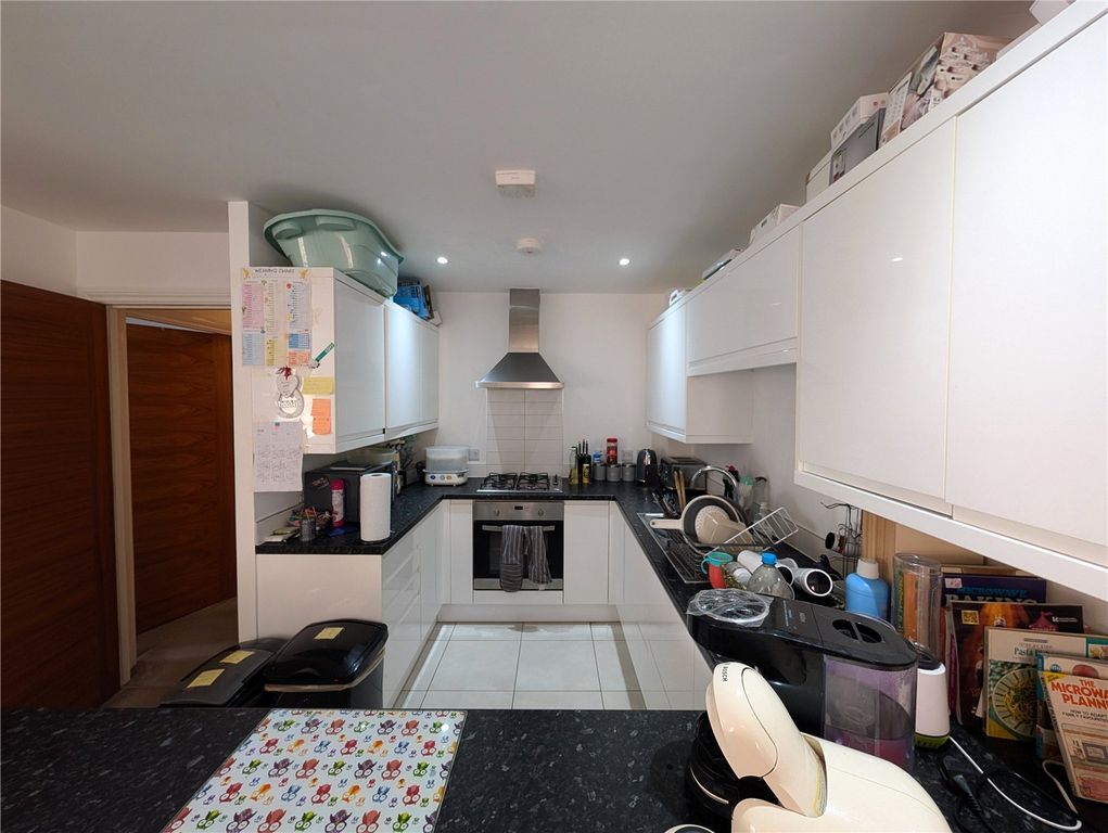 Property photo 3 of 14 Picture No. 10