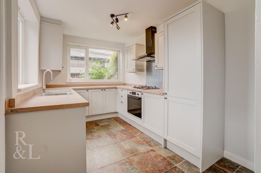 Property photo 2 of 20 Richmond  (8).Jpg