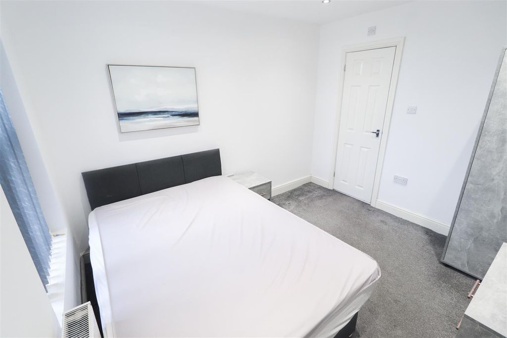 Property photo 1 of 8 Img_7360-2.Jpg