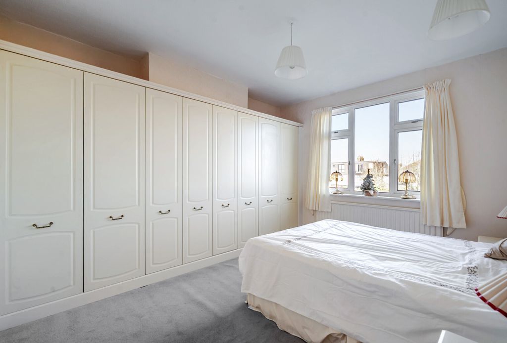 Property photo 2 of 15 Bedroom One